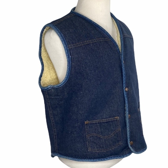 Roebucks Sherpa Lined Denim Vest - Picture 3 of 11